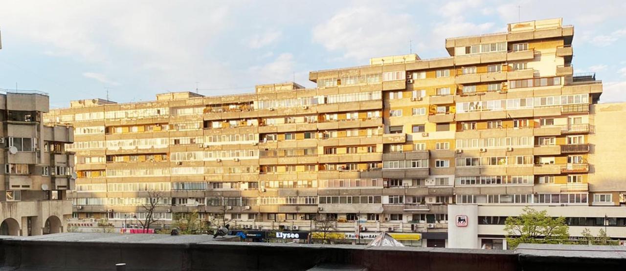 Spacious Apartment In City Centre Iasi Exterior foto